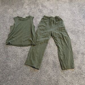 💚1 Week Closet Sale💚Zenana Outfitters Olive Green Textured Tank & Joggers Set